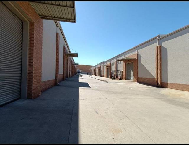 INDUSTRIAL PROPERTY TO RENT IN STORMILL